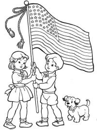 Los niños sostienen la bandera de América